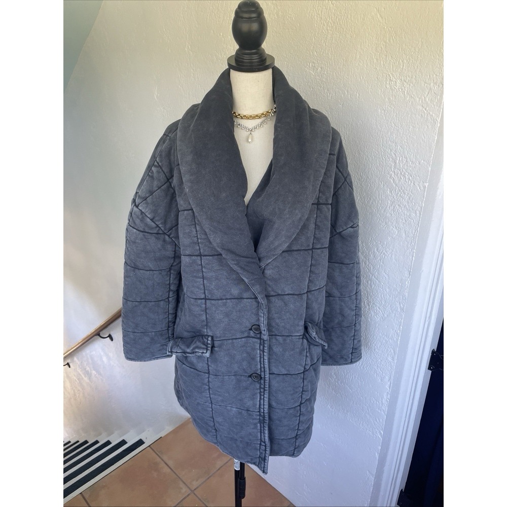 Forever 21 NWOT Gray Quilted Blanket Coat With Pockets Shaw Collar size small‎